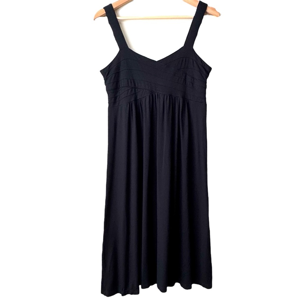 Y2K Apt. 9 Black Midi Dress. Built in Bra. Excellent Condition. Soft. Vintage.